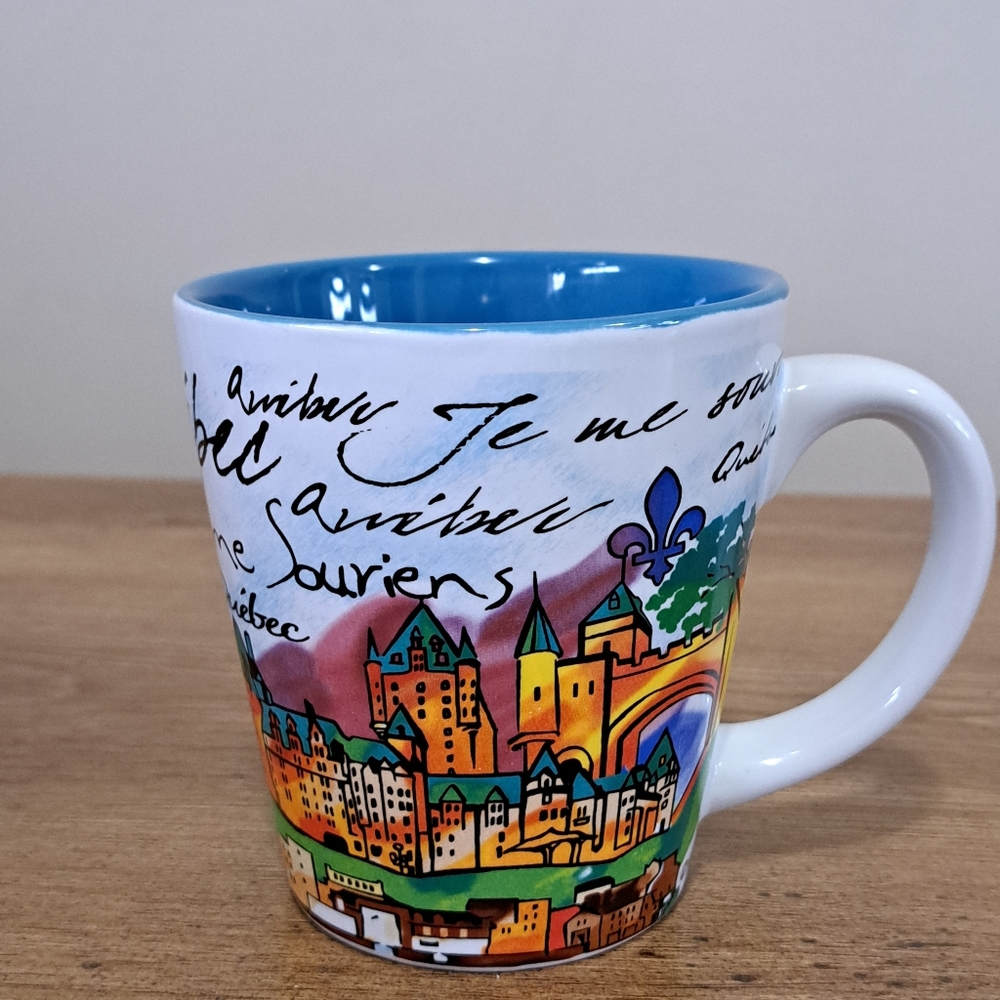Quebec Mug Ceramic Je Me Souriens Blue White 12oz Souveiner Collectible